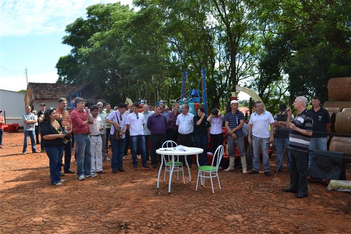 Entregue quase R$ 600 mil em equipamentos agrícolas
